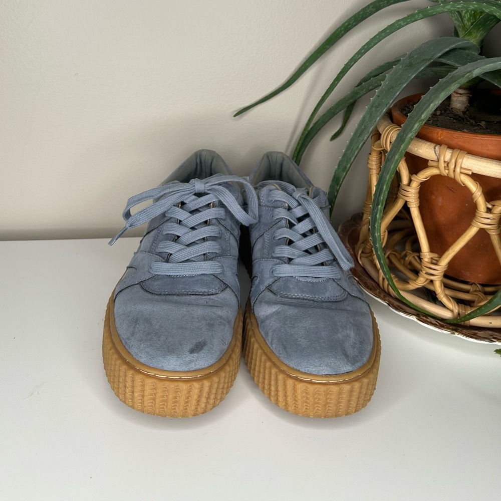 Indigo Rd Blue Suede Platform Sneakers Gum Sole Women’s 10 Y2K Creeper Style - Picture 3 of 15